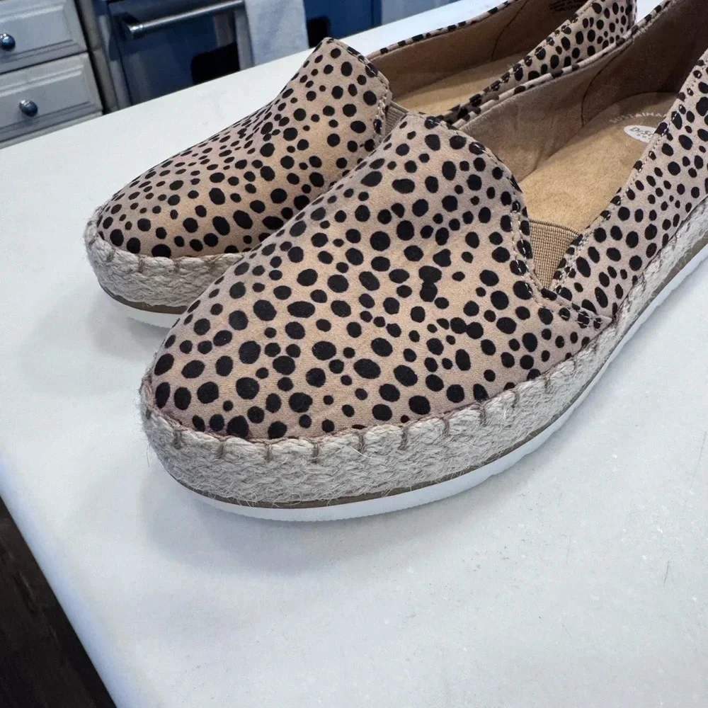NEW! Dr Scholl’s Slip On Women’s shoes. Animal Print Woven, Flats Size 8.5 M